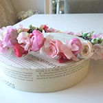 カラフルピンクのローズ花冠